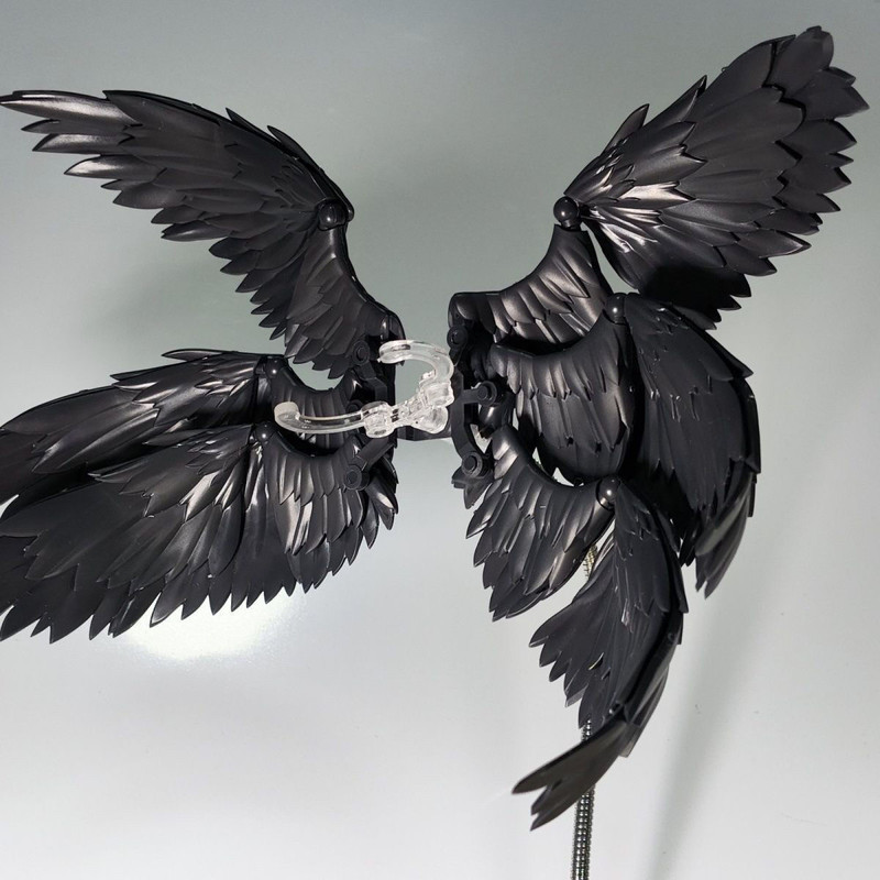 White And Black Six Feathered  - đánh giá và giá Action Figure Stand