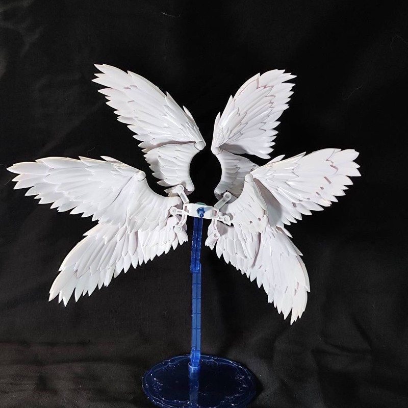 White And Black Six Feathered  - đánh giá và giá Action Figure Stand